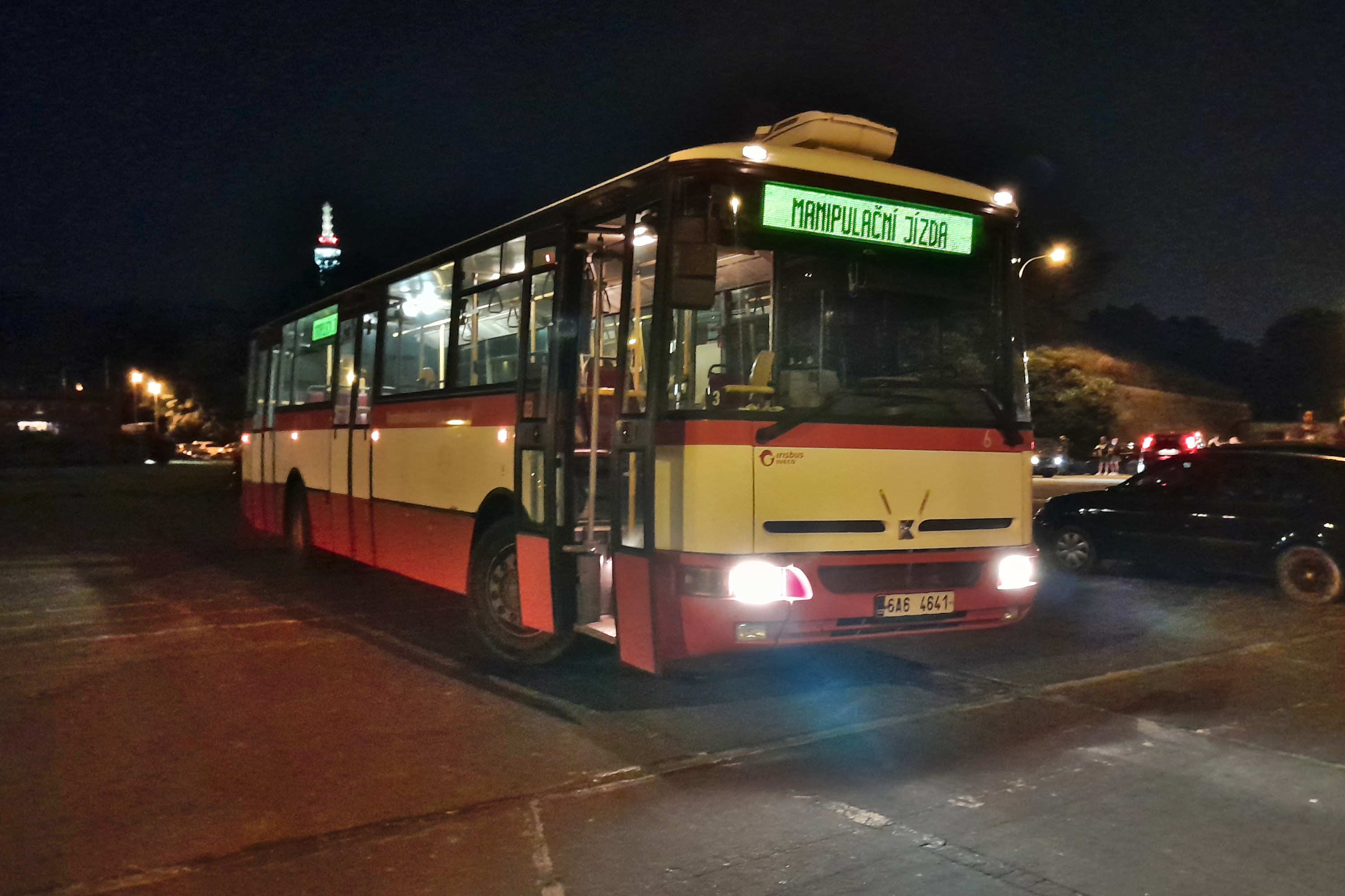Můj autobus a Petřín